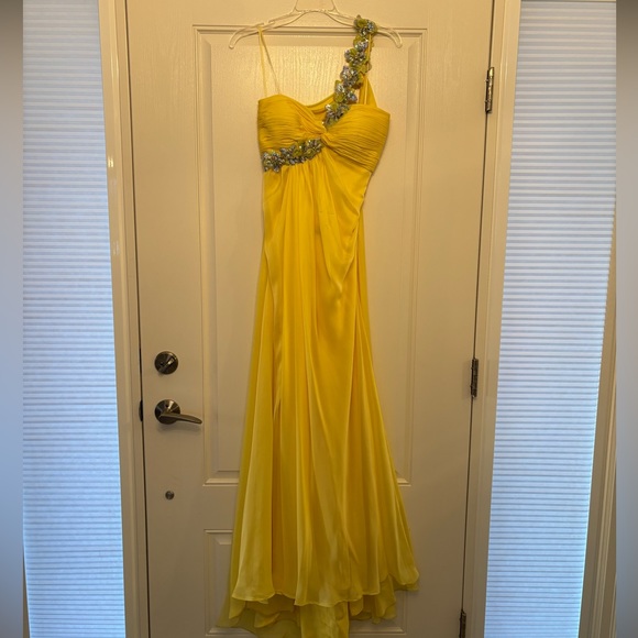 Prom Dress - Picture 1 of 5